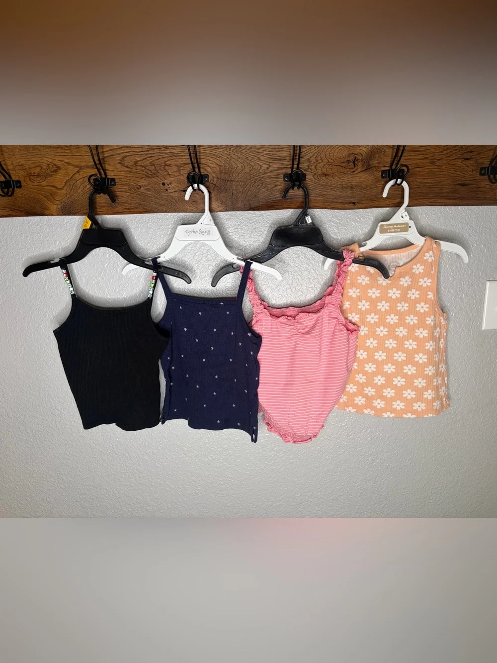 Old navy and more Girls tank top bundle size 7/8